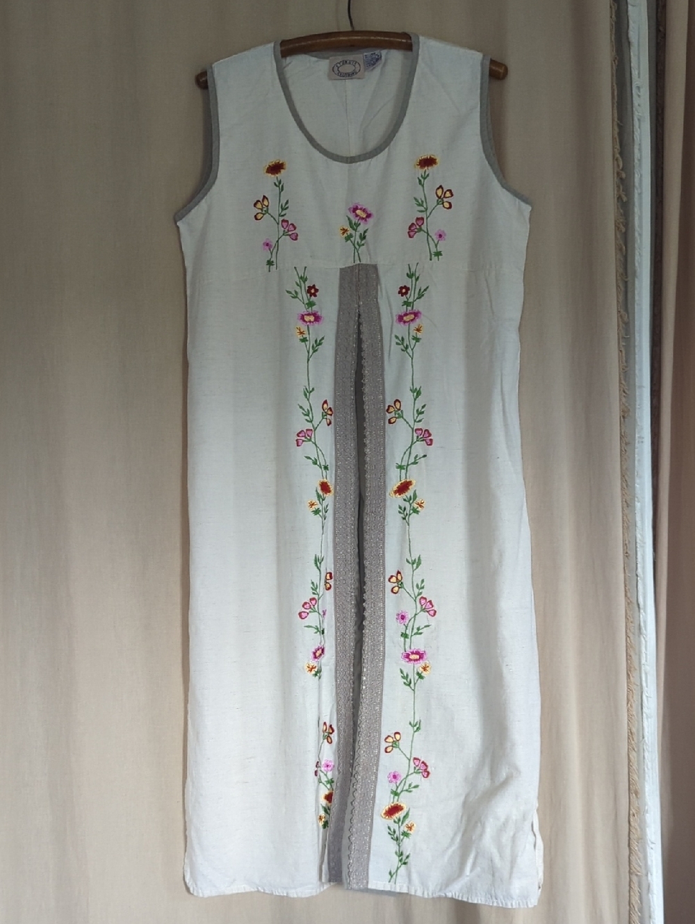 Vintage Embroidered Sleeveless Cotton Linen Blend Tunic Dress Natural Ivory Gray